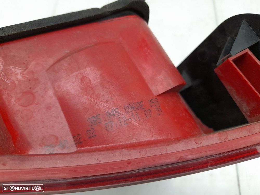Farolim direito VOLKSWAGEN Passat (3B3) - 4