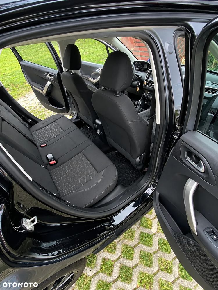 Peugeot 2008 - 9
