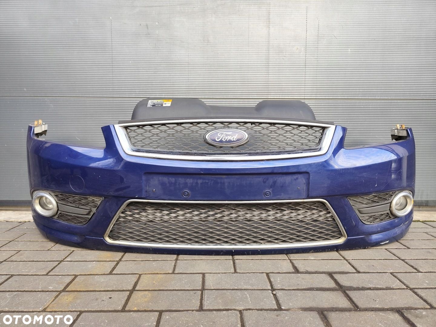 FORD FOCUS CC MK2 CABRIO - ZDERZAK PRZÓD - 1