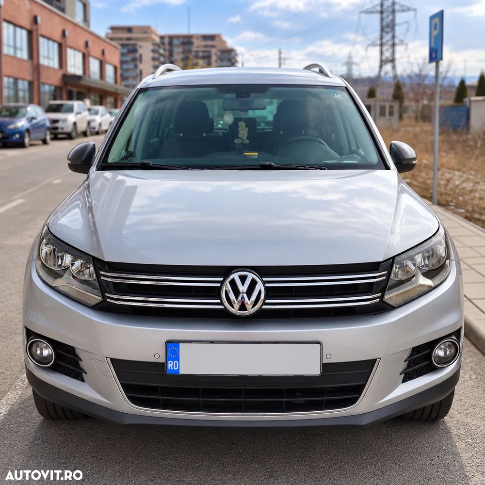 Volkswagen Tiguan - 2