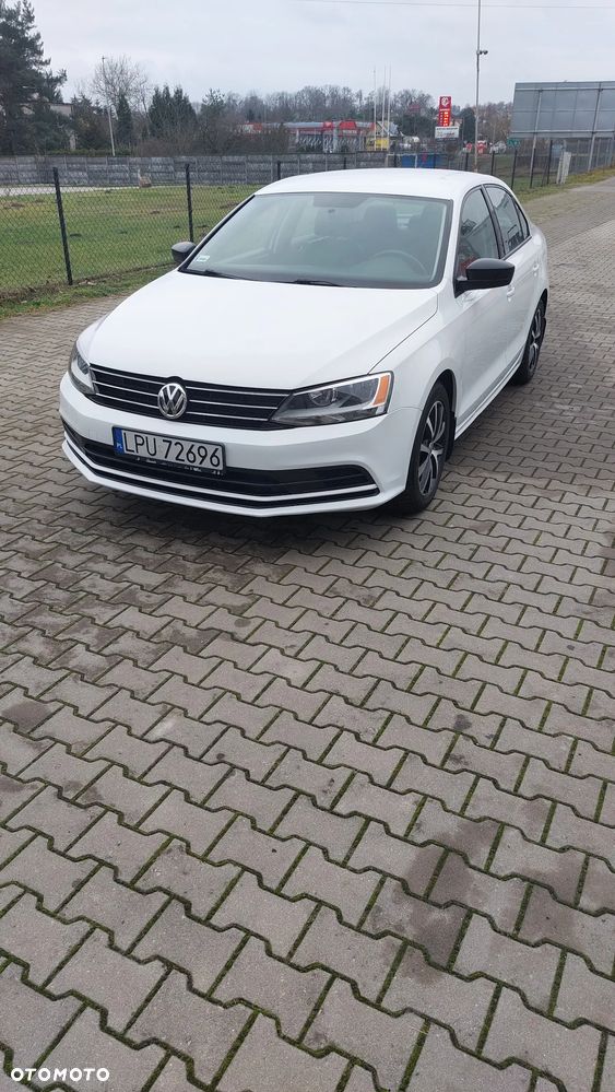 Volkswagen Jetta - 6