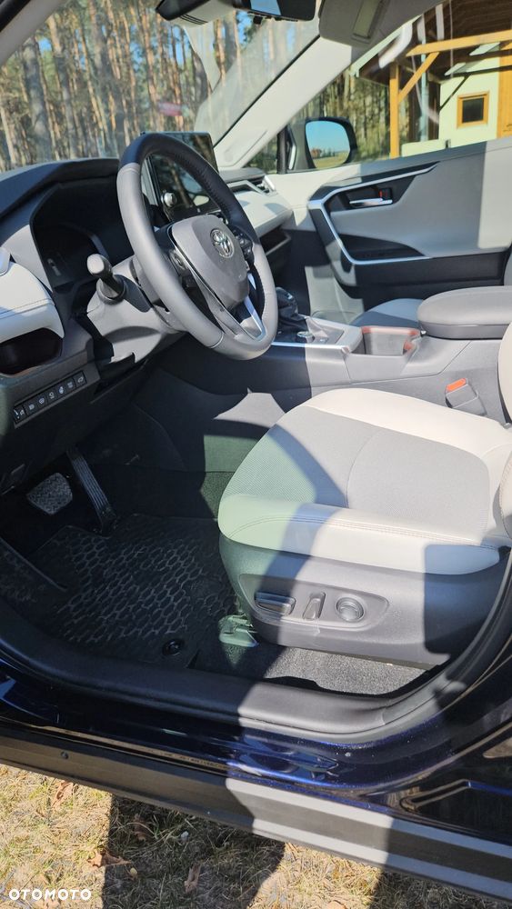Toyota RAV4 2.5 Hybrid Black Edition by JBL 4x4 - 22