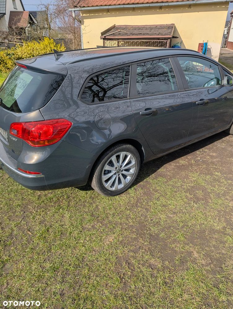 Opel Astra 1.4 T Active - 11