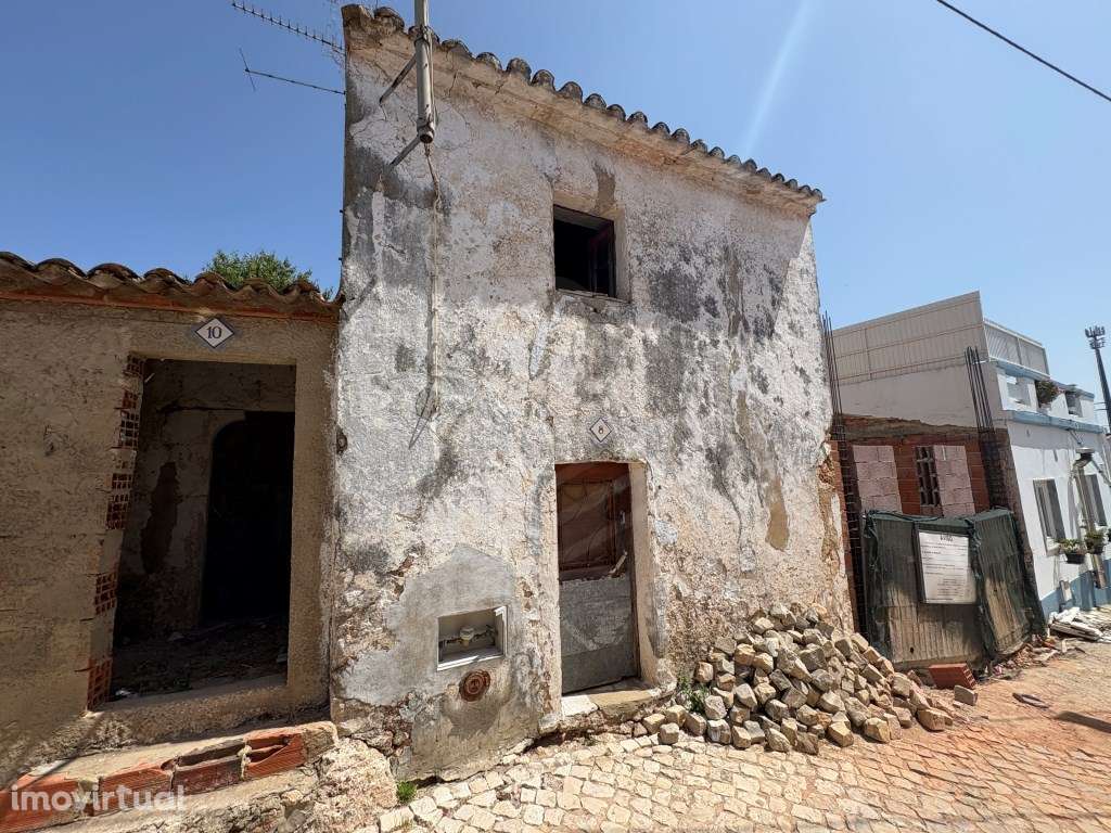 Moradia antiga para recuperar, Benafim, Algarve - Grande imagem: 3/11