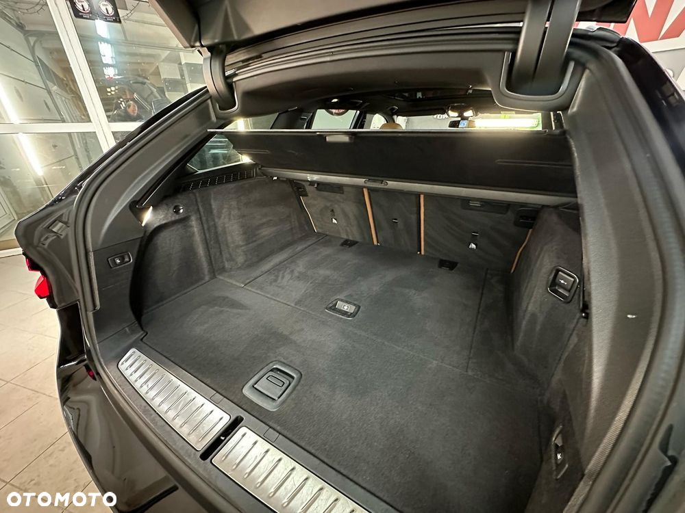 BMW Seria 5 520d xDrive Luxury Line - 9