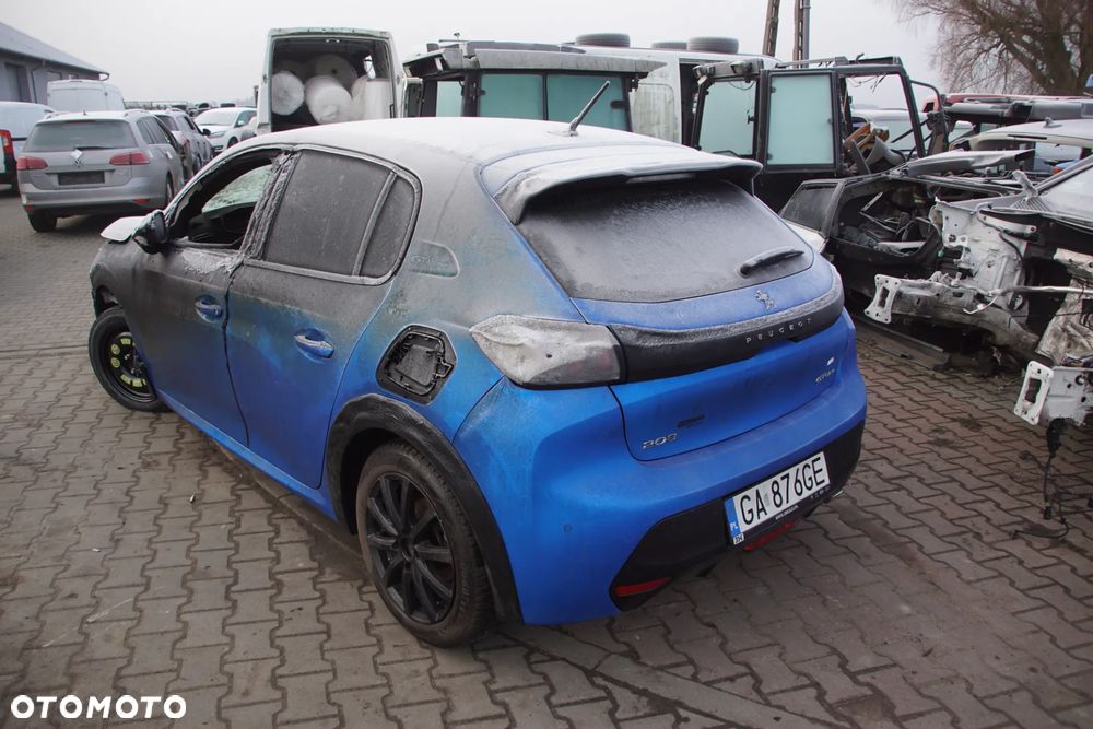 Auto na części - Peugeot 208 II GT Line 1.2 PureTech 101 KM HN05 9830759380 ESM 2020R Silnik Skrzynia Drzwi Szyba Klapa Zderzak Lampa Klamka Deska Kokpit Sterownik Moduł Czujnik Licznik Wyświetlacz Kierownica Panel - 4