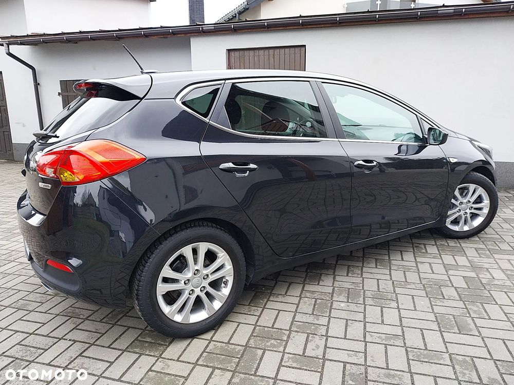 Kia Ceed 1.4 CVVT Dream Team Edition - 3
