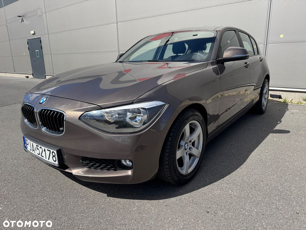 BMW Seria 1 118i Advantage