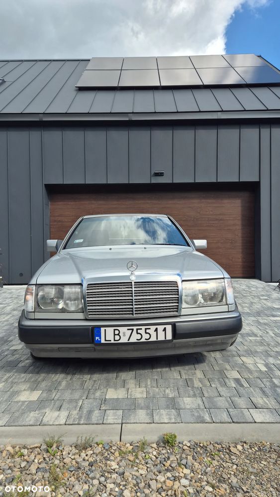Mercedes-Benz W124 (1984-1993) - 29