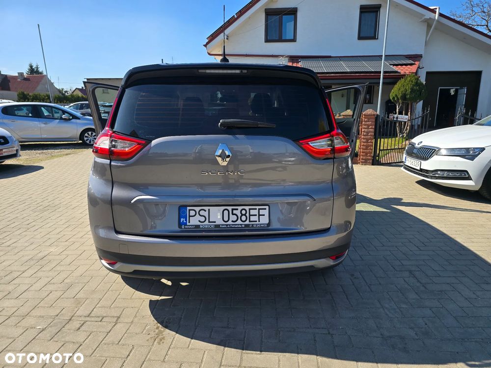 Renault Grand Scenic - 25