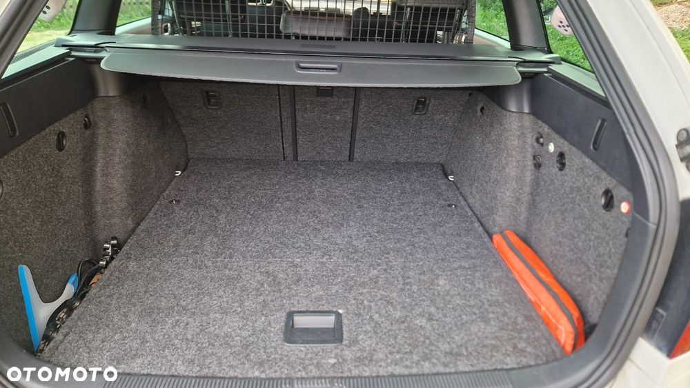 Skoda Octavia 2.0 TDI DPF DSG RS - 5