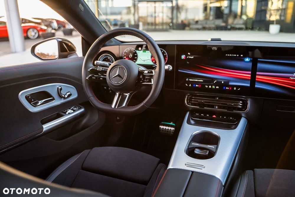 Mercedes-Benz CLA - 17