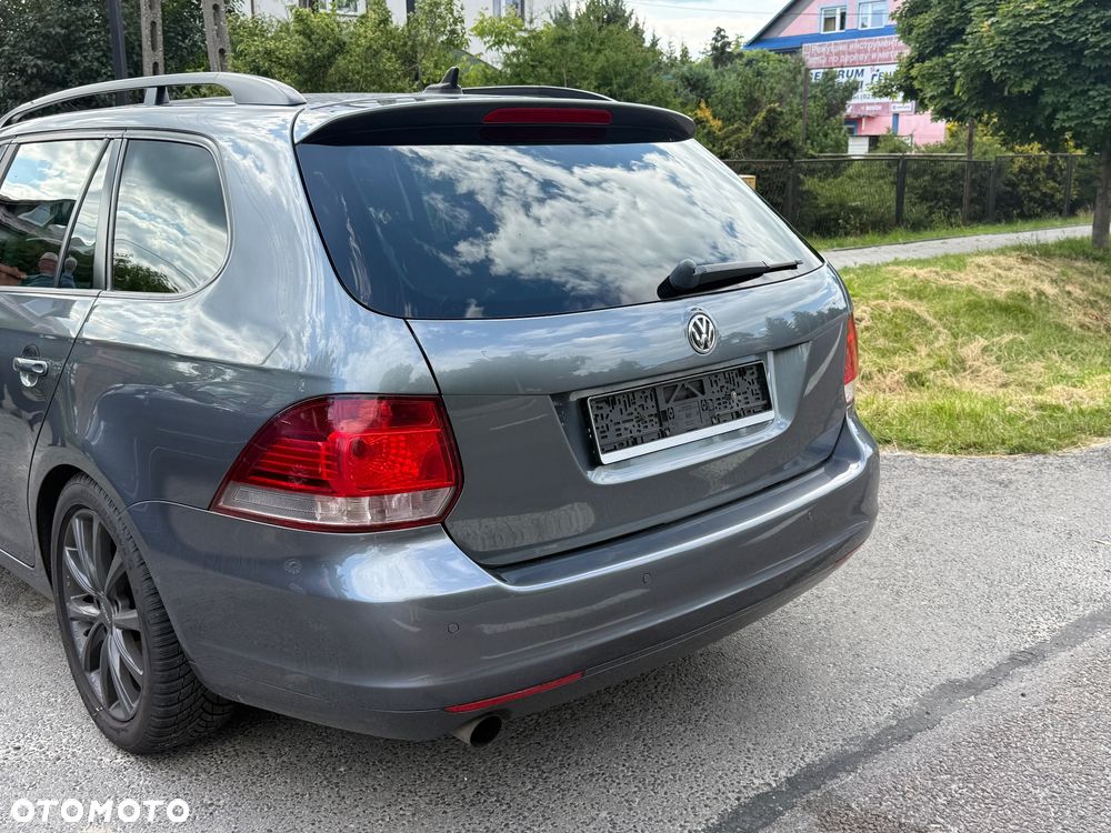 Volkswagen Golf - 5