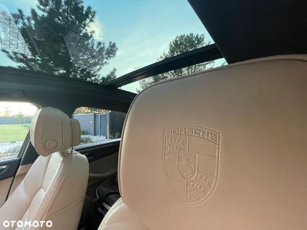 Porsche Macan Standard - 23