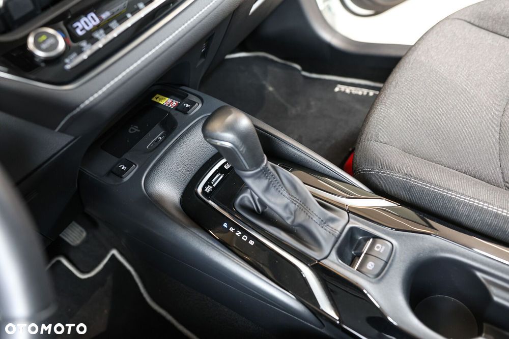 Toyota Corolla 1.8 Hybrid Comfort - 24