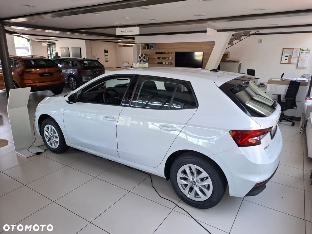 Skoda Fabia 1.0 TSI Drive - 3