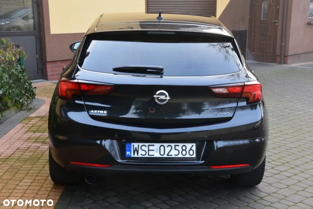 Opel Astra 1.4 Turbo Innovation - 17