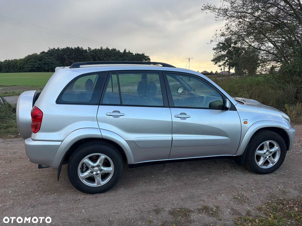 Toyota Rav4 2002 photo 4