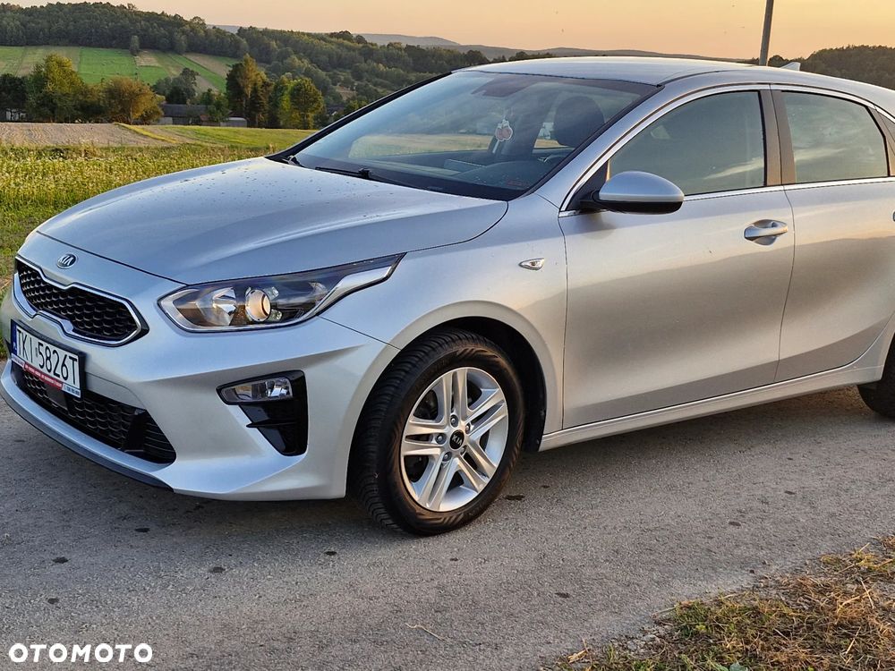 Kia Ceed 1.6 CRDi Eco-Dynamics+(48V Mild-Hybr.) DCT7 Vision - 15