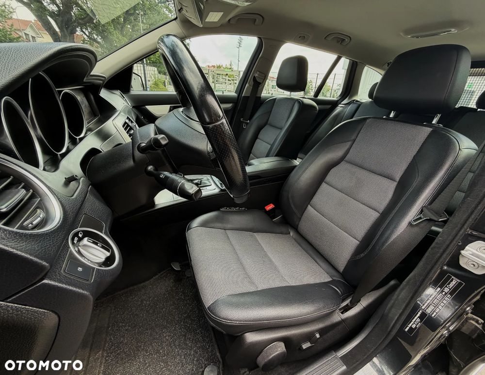 Mercedes-Benz Klasa C 220 CDI DPF (BlueEFFICIENCY) 7G-TRONIC Avantgarde - 10