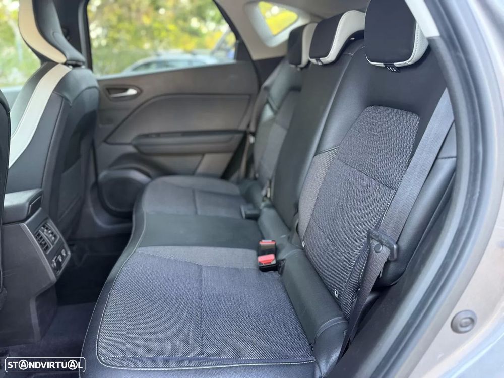 Renault Captur 1.0 TCe Exclusive - 10