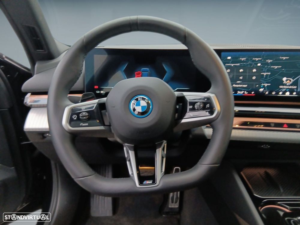 BMW i5 eDrive40 Pack Desportivo M Pro - 13