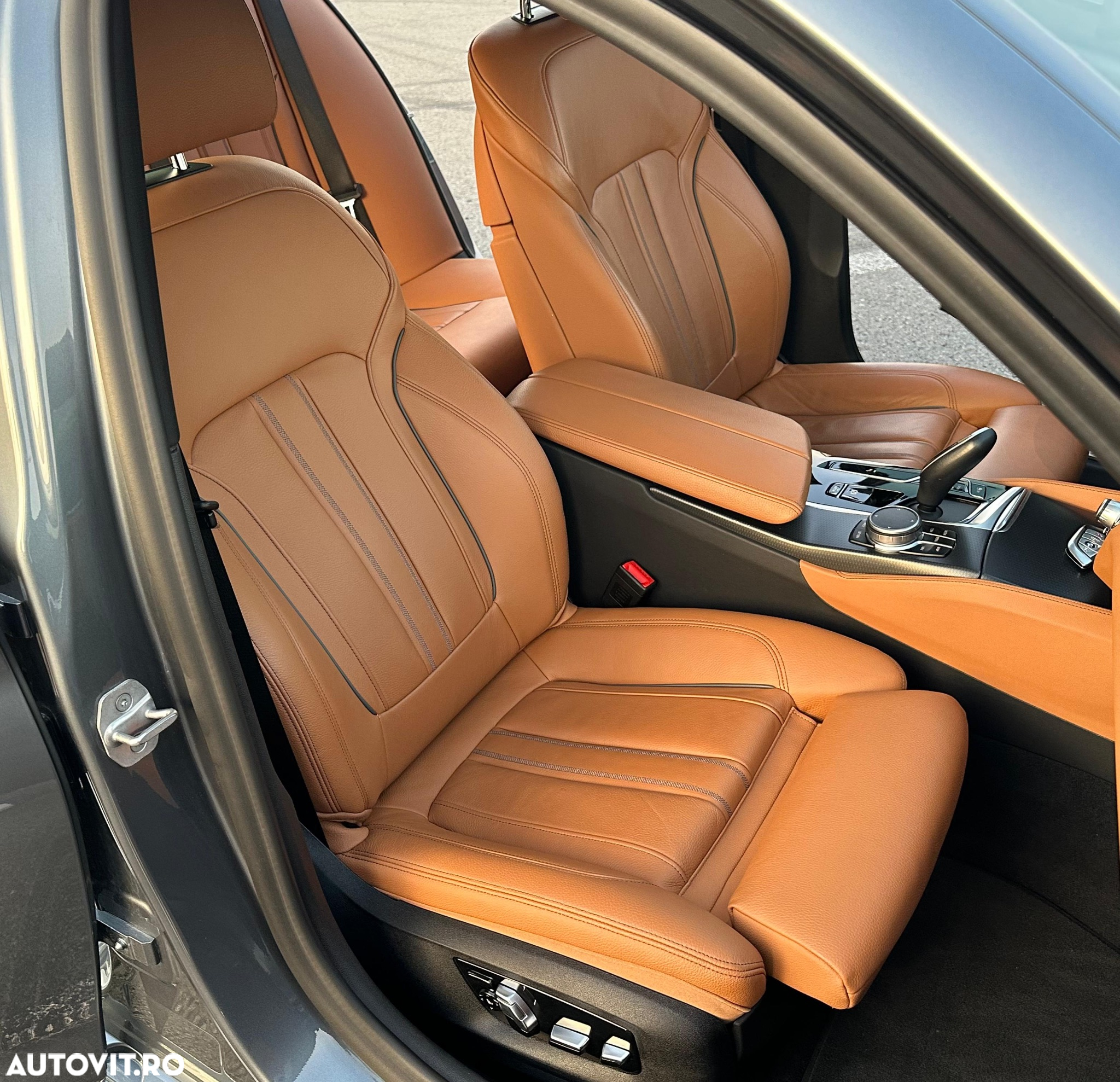 BMW Seria 5 530i xDrive Aut. M Sport Edition - 7