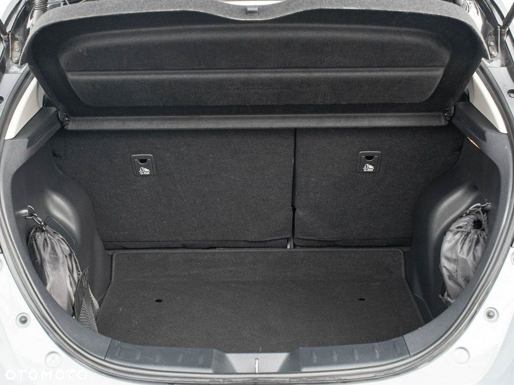 Nissan Leaf 40kWh N-Connecta - 31