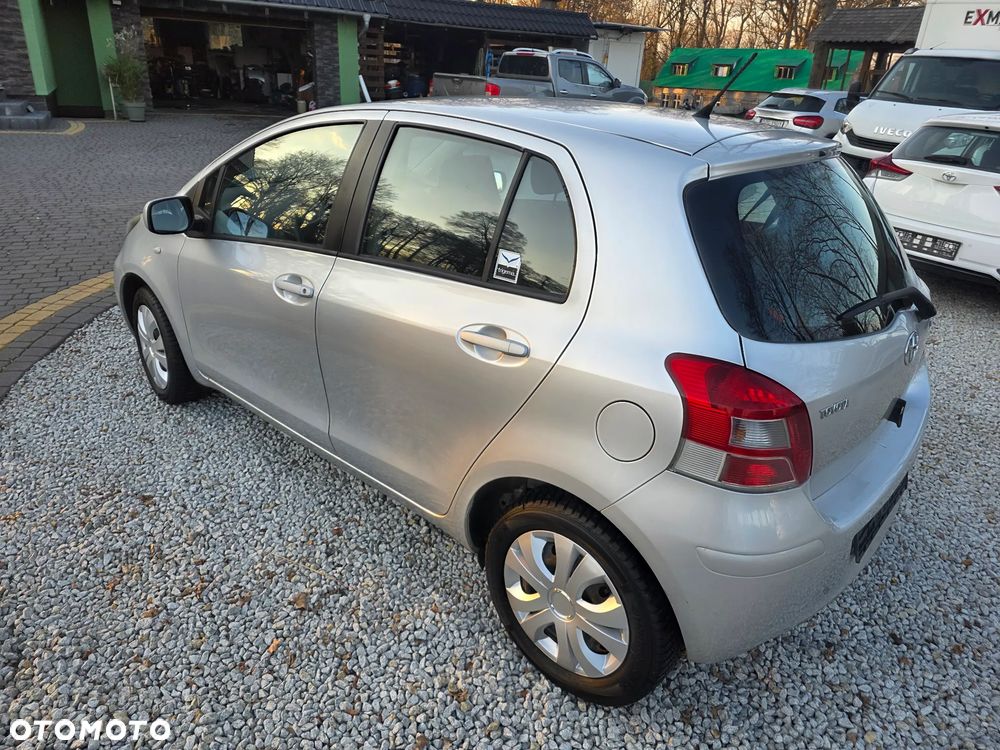 Toyota Yaris 1.0 VVT-i Comfort - 4
