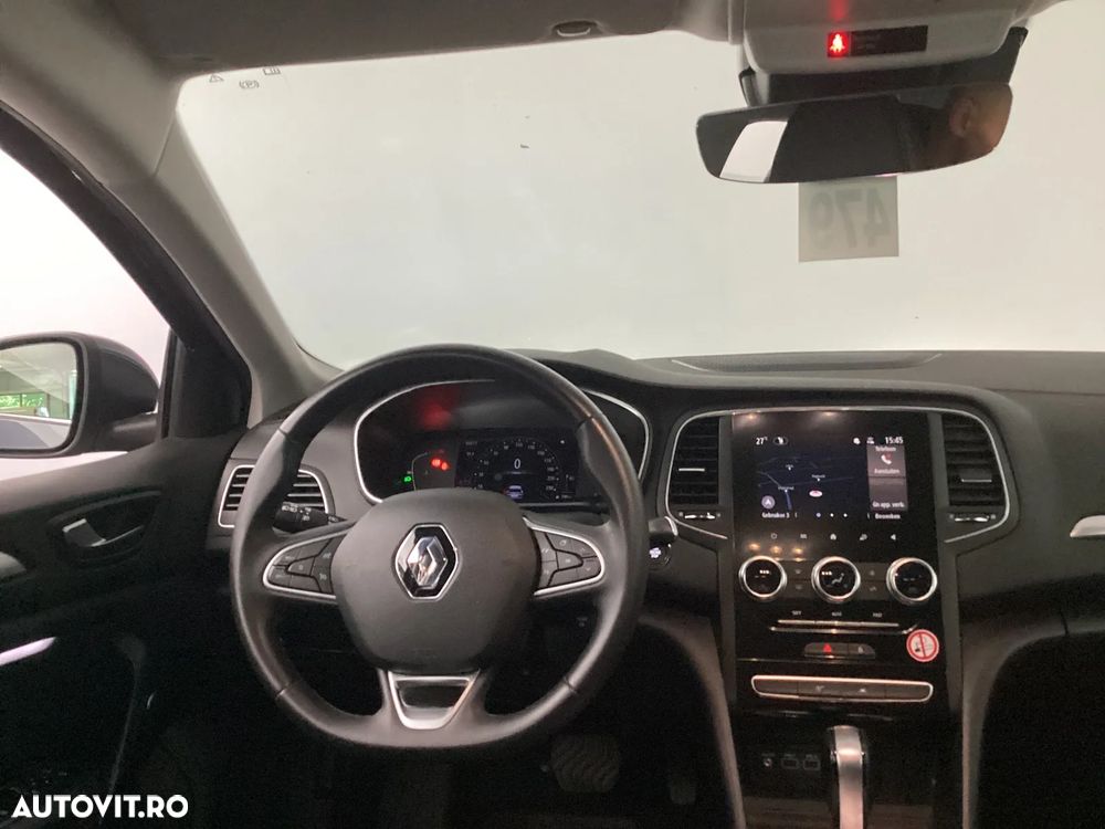 Renault Megane - 5