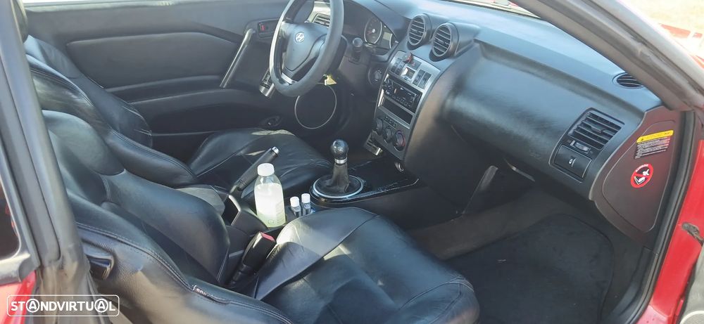 Hyundai Coupe 1.6 16V FX - 14