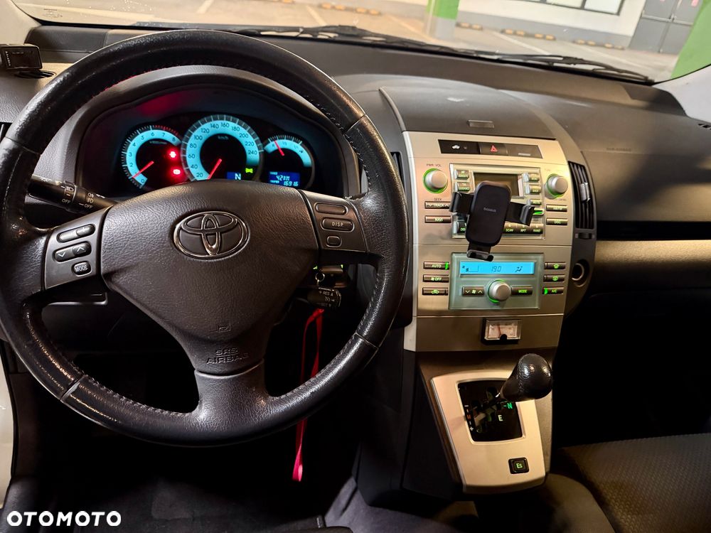 Toyota Corolla Verso 1.8 Multi-Mode Sol - 14
