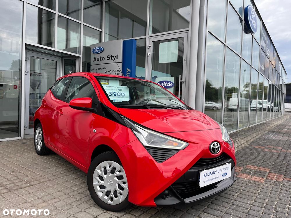 Toyota Aygo x-play - 2