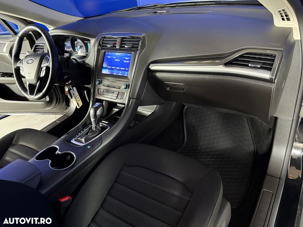Ford Mondeo - 16