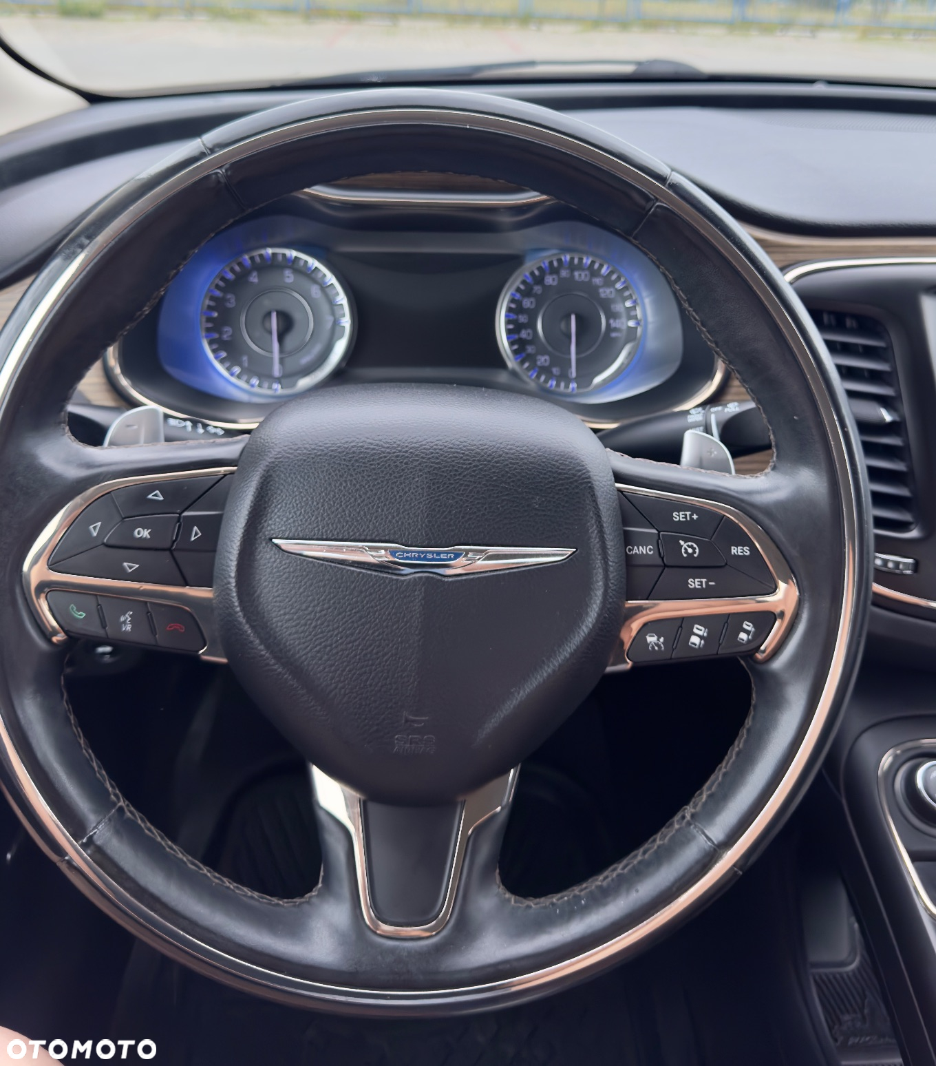 Chrysler 200 - 17