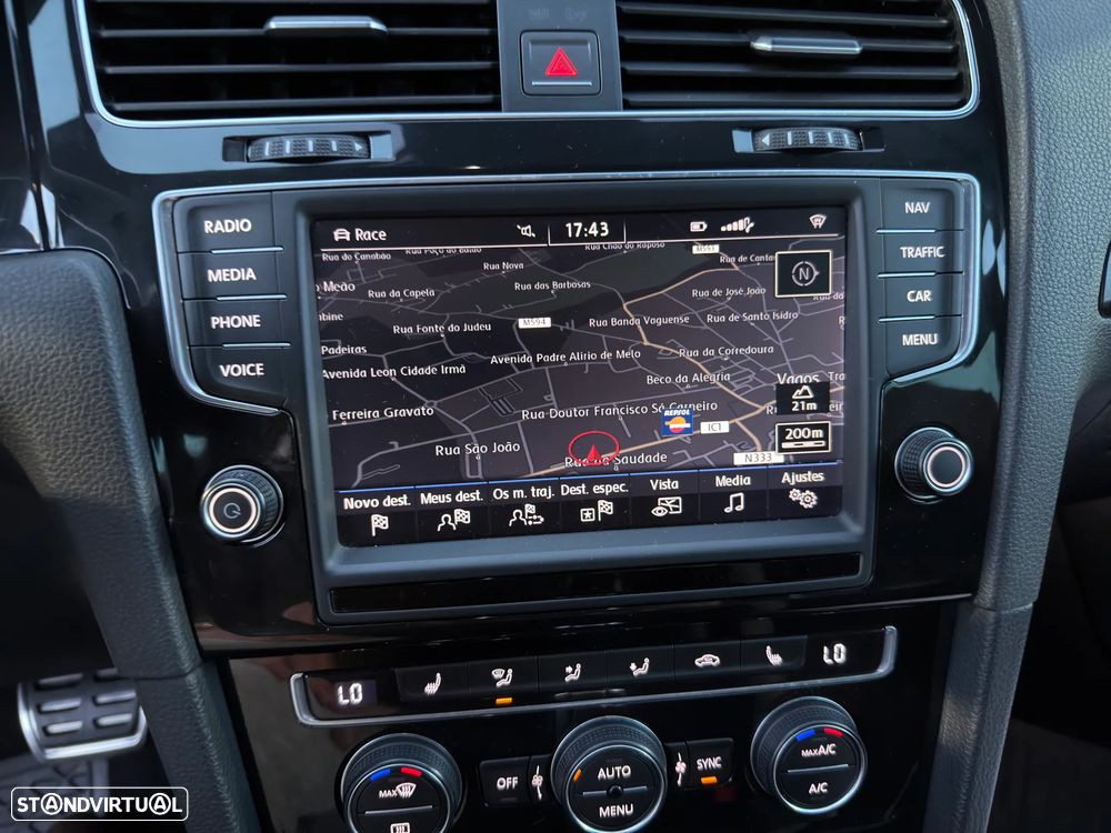 VW Golf R 4Motion BlueMotion DSG - 37