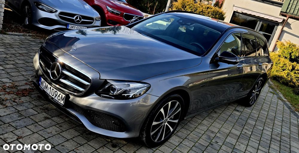 Mercedes-Benz Klasa E 220 d 9G-TRONIC - 4