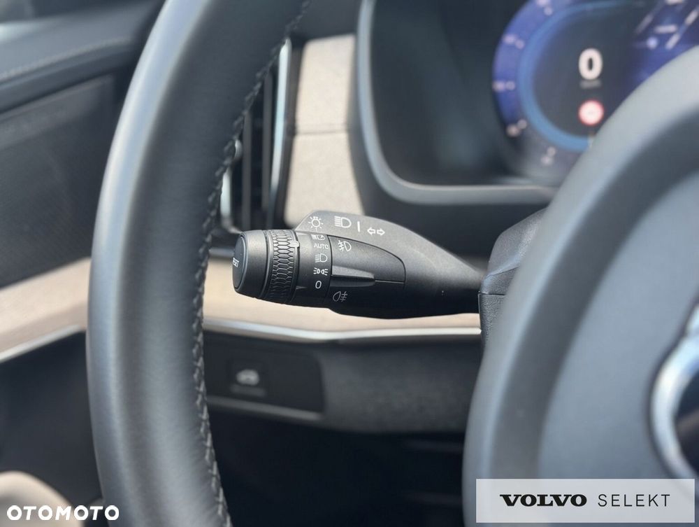 Volvo XC 90 - 28