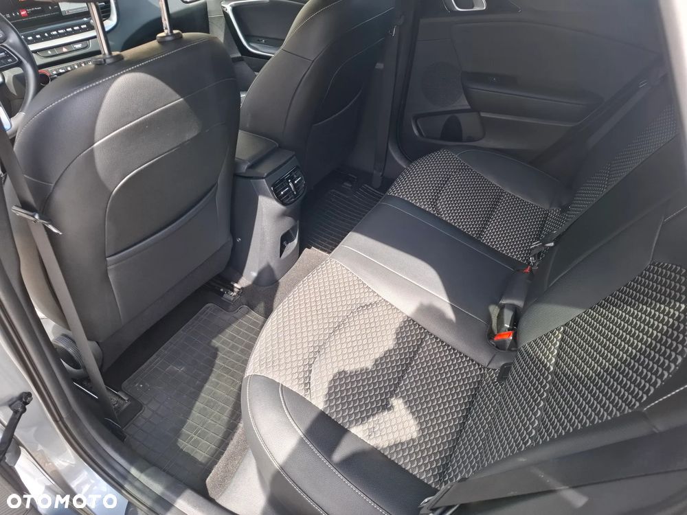 Kia Ceed 1.5 T-GDI Business Line Plus - 29
