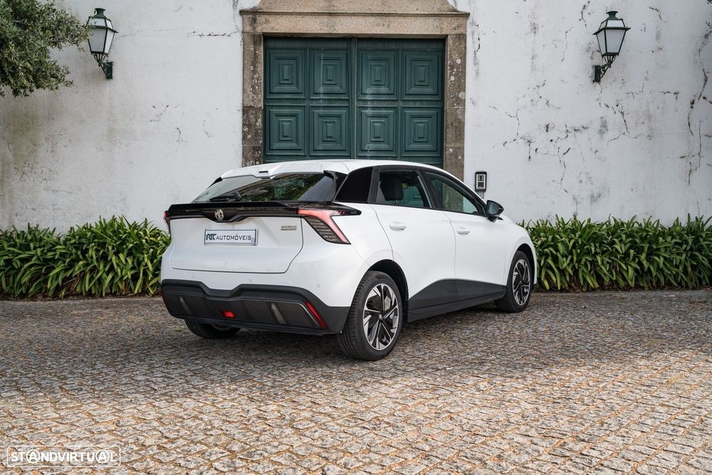 MG MG4 51 kWh Standard - 12