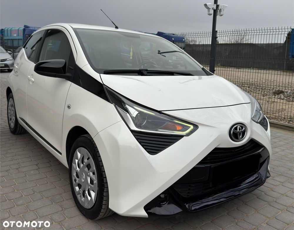 Toyota Aygo x-cite - 1