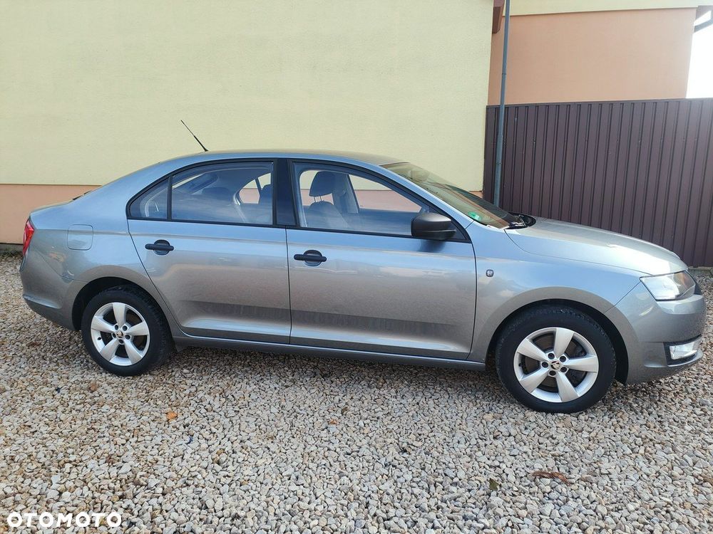 Skoda RAPID - 11