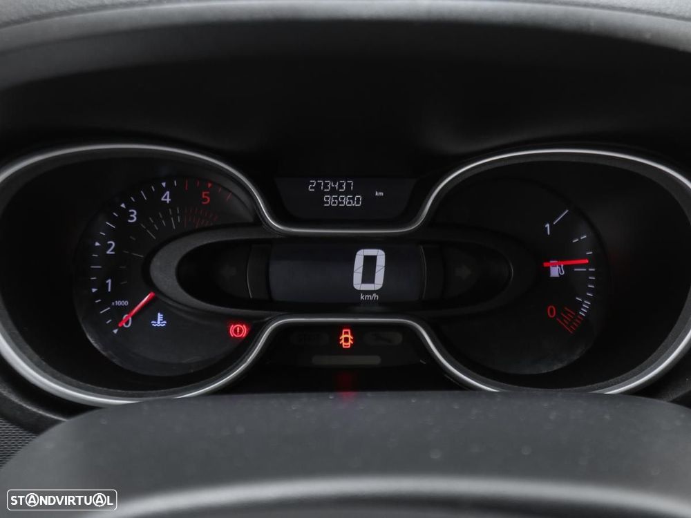 Renault Trafic 2.0 dCi L1H1 c/frio c/iva - 16