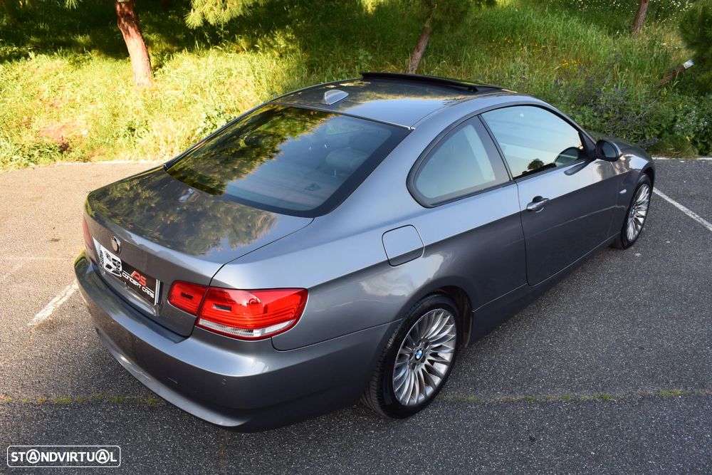 BMW 320 d Coupe Auto - 41