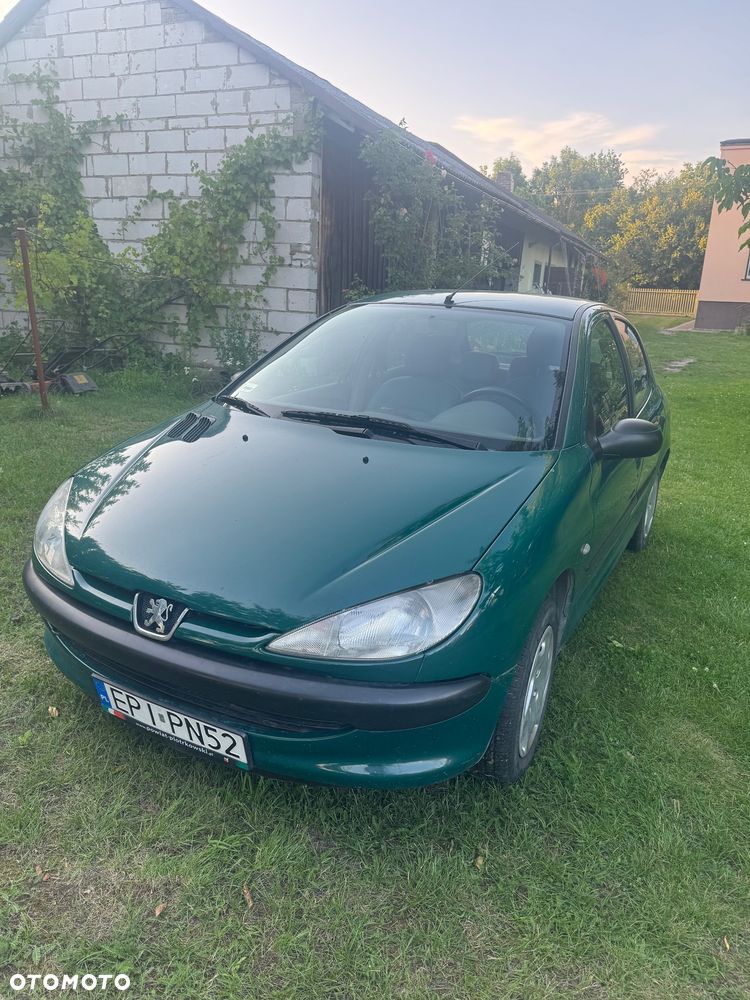 Peugeot 206 1.1 XR - 1