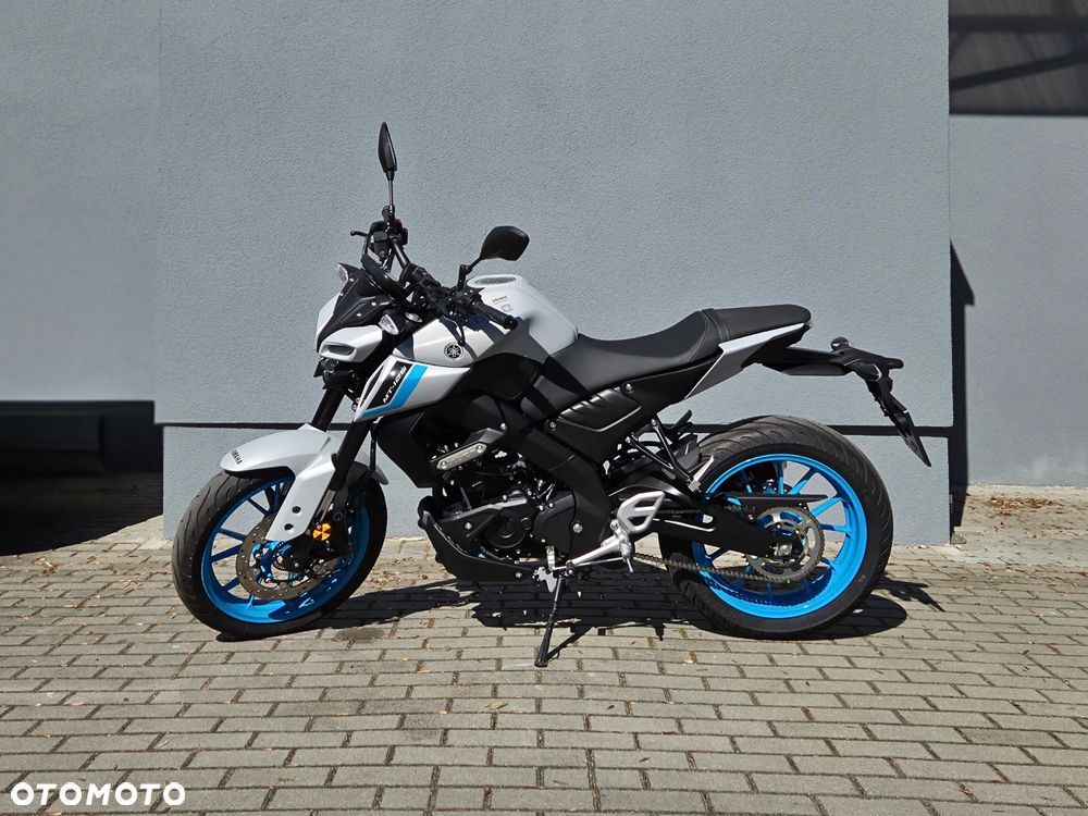 Yamaha MT - 7