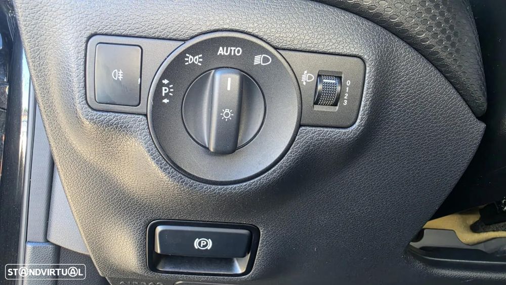 Mercedes-Benz A 180 CDi BlueEfficiency Aut. - 19