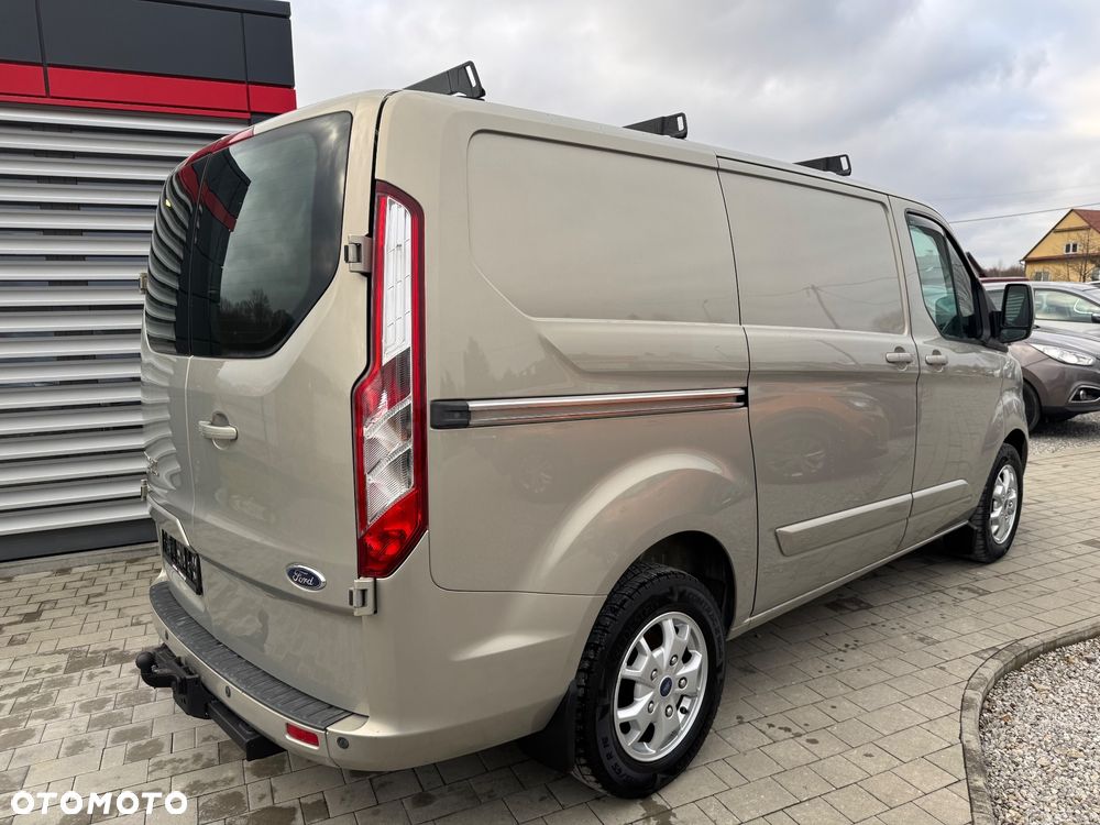 Ford Transit Custom - 8