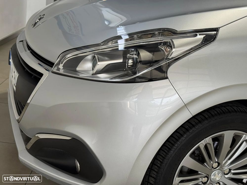 Peugeot 208 1.2 PureTech Style - 6