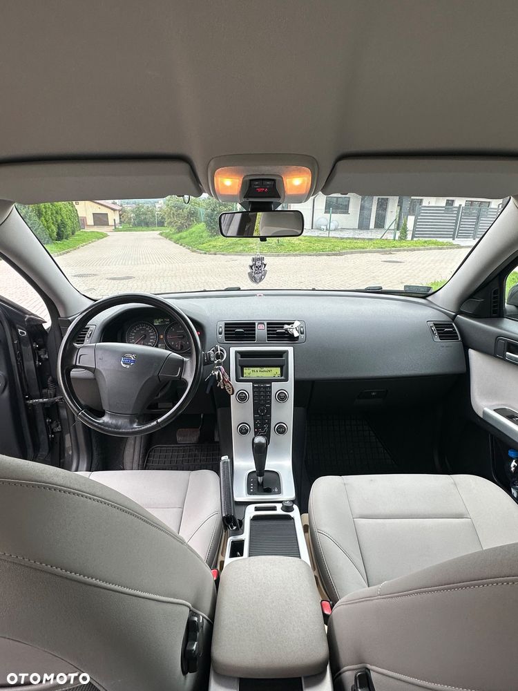 Volvo V50 - 11